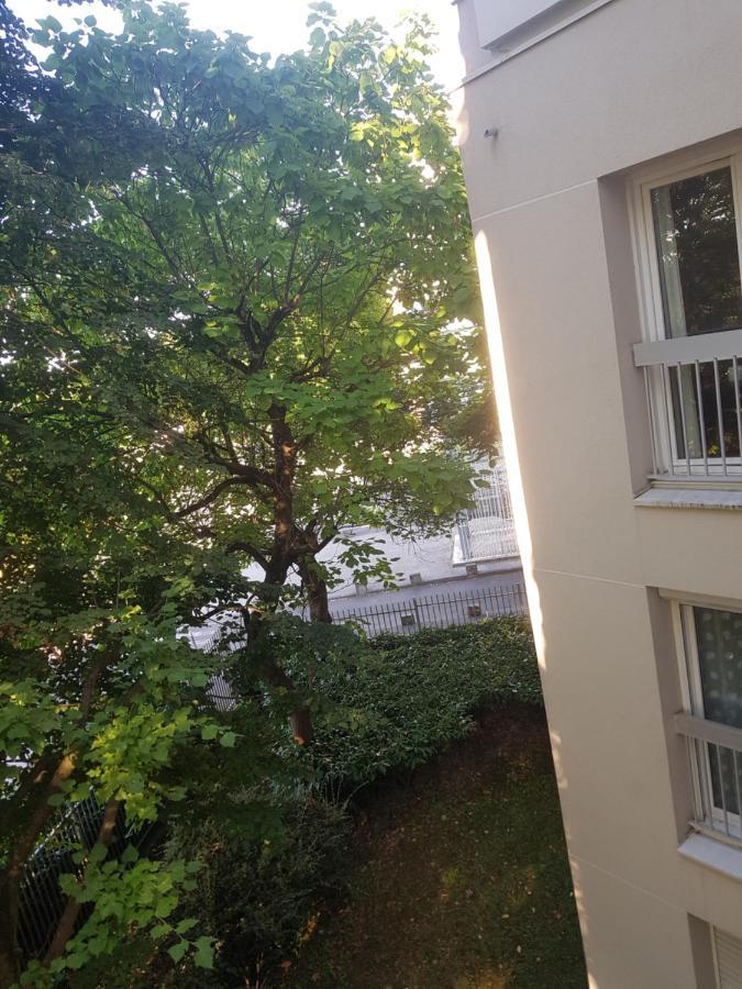 Une Chambre Privee Entre Paris Et Disneyland Noisy-le-Grand Esterno foto